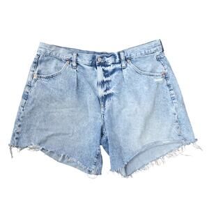 GAP Loose Bermuda Mid Rise Jean‎ Shorts Plus Size 34/18 Denim Cotton Light Wash